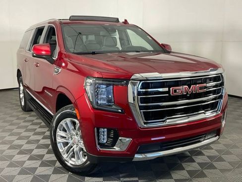 Used 2023 GMC Yukon XL SLT w/ SLT Premium Package AWD/4WD image 45