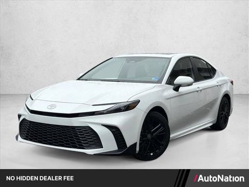 New 2026 Toyota Camry SE FWD image 1