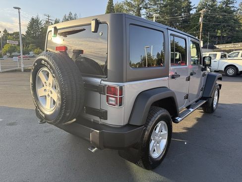 Used 2016 Jeep Wrangler Unlimited Sport w/ Power Convenience Group image 3