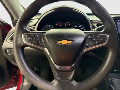 Used 2019 Chevrolet Malibu RS FWD image 17
