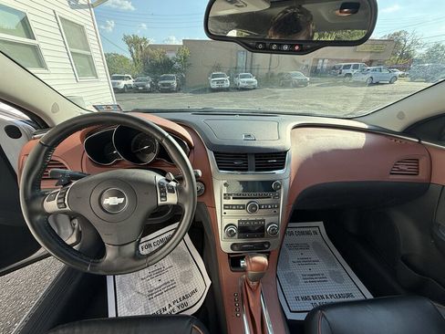 Used 2010 Chevrolet Malibu LTZ w/ HFV6 Engine Package image 13
