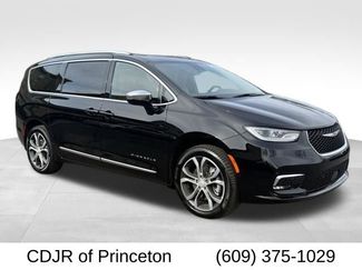 New 2026 Chrysler Pacifica Pinnacle 360° Tour