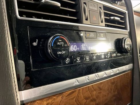 Used 2023 Nissan Armada SL w/ Captain's Chairs Package RWD image 29