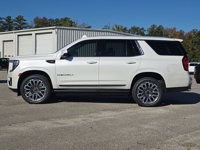 Used 2023 GMC Yukon Denali Ultimate AWD/4WD image 2