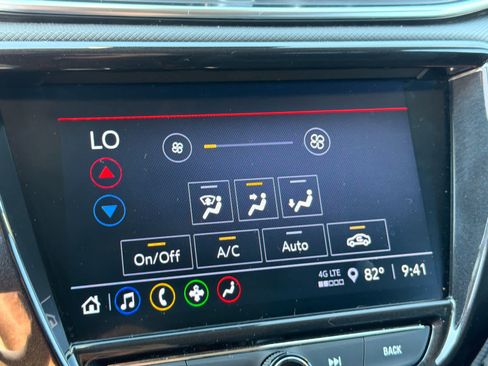 Certified 2023 Chevrolet TrailBlazer LT w/ Convenience Package FWD image 15