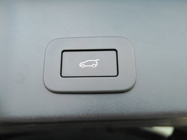 Used 2023 Land Rover Range Rover Evoque S AWD/4WD image 28