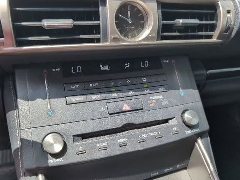 Used 2015 Lexus IS 250 image 14