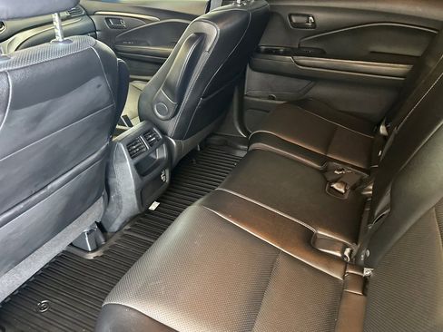 Certified 2023 Honda Passport EX-L image 12