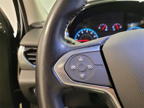 Used 2020 Chevrolet Traverse LT w/ LPO, Black Accent Package image 23