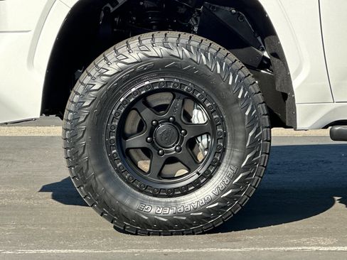 Certified 2026 Toyota Tundra SR AWD/4WD image 25