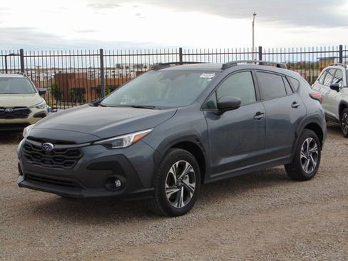 Used 2025 Subaru Crosstrek 2.0i Premium AWD/4WD image 8