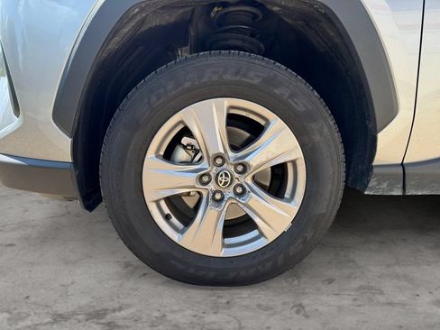 Certified 2025 Toyota RAV4 XLE AWD/4WD image 9