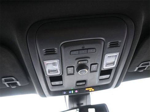 Used 2022 Chevrolet Tahoe LT w/ LT Signature Plus Package image 12