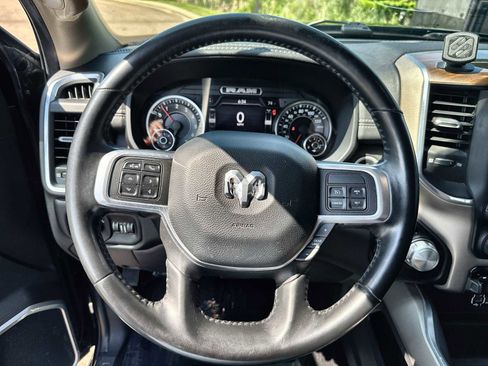 Used 2022 RAM 2500 Laramie AWD/4WD image 21