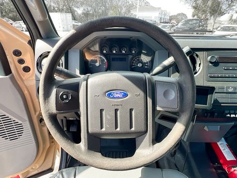 Used 2015 Ford F450 XL w/ Snow Plow Prep Package image 15