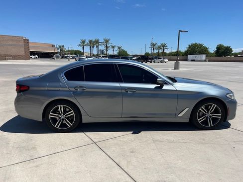 Used 2021 BMW 530i w/ Convenience Package RWD image 8