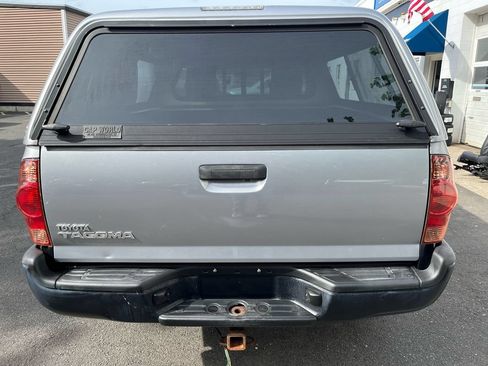 Used 2015 Toyota Tacoma 4x4 Access Cab w/ Convenience Package image 17