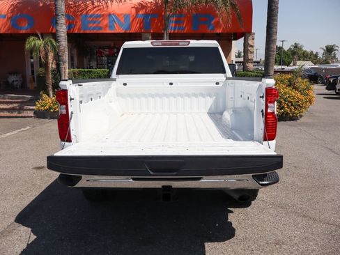 Used 2020 Chevrolet Silverado 2500 LT w/ Fleet Comfort Package image 8