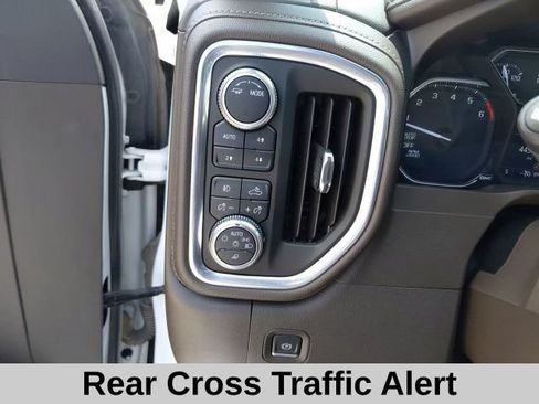 Used 2021 GMC Sierra 1500 SLT w/ SLT Premium Plus Package AWD/4WD image 14