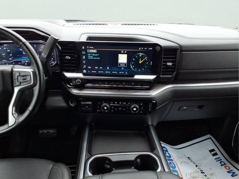 Used 2024 Chevrolet Silverado 3500 LTZ w/ LTZ Plus Package image 13