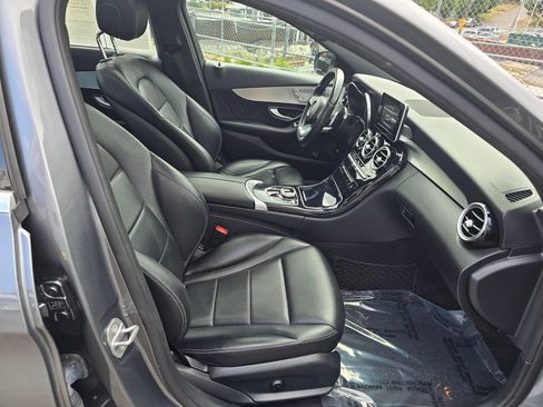 Used 2018 Mercedes-Benz C 300 4MATIC Sedan image 11