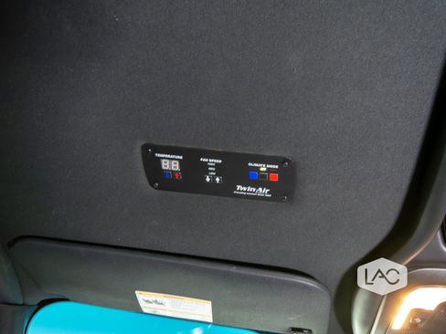 Used 2025 Mercedes-Benz Sprinter 2500 image 29