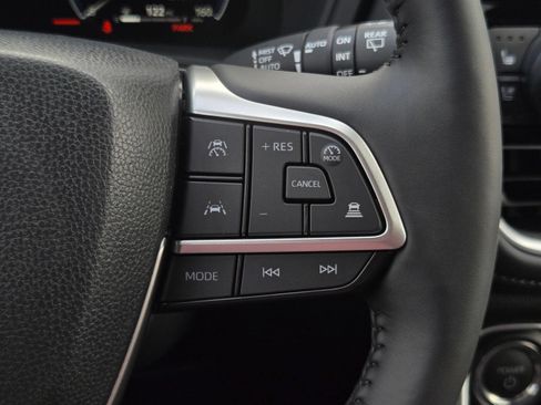 Certified 2026 Toyota Grand Highlander AWD Hybrid image 24
