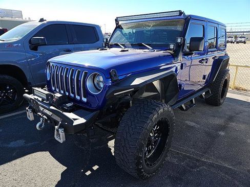 Used 2018 Jeep Wrangler Unlimited Sahara image 1