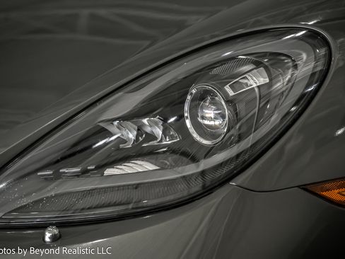 Used 2023 Porsche 718 Cayman T w/ Sport Chrono Package image 14