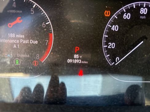 Used 2019 Honda Accord Sport image 11