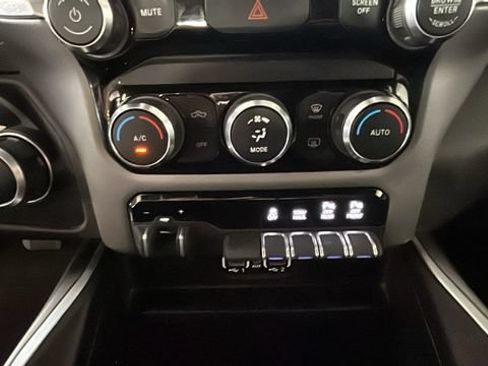 Used 2022 RAM 1500 Big Horn RWD image 22