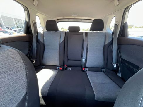 Used 2023 Nissan Rogue SV image 38