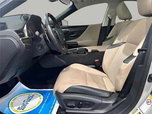 Used 2019 Lexus ES 350 w/ Accessory Package 2 FWD image 10