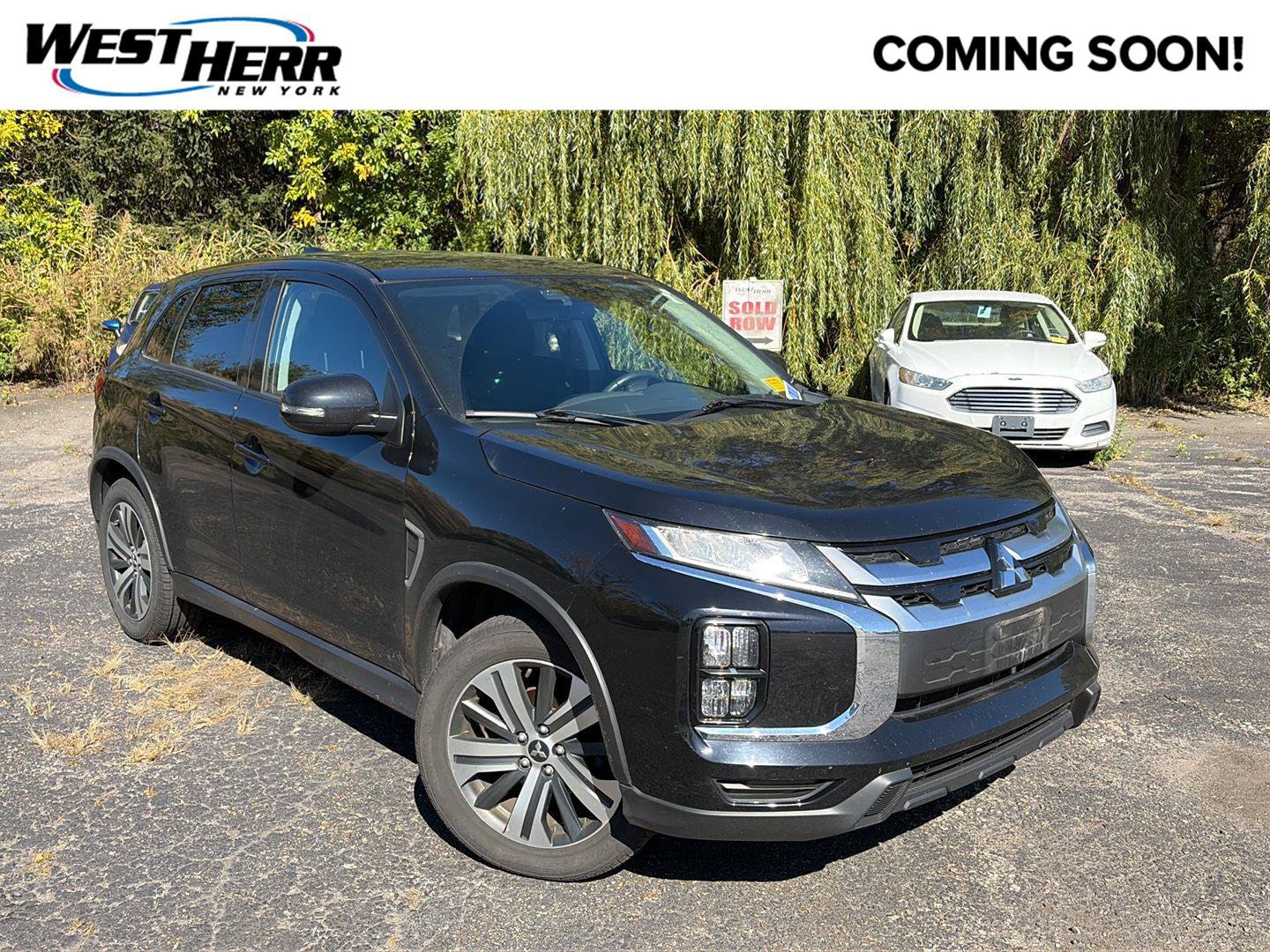 Used 2020 Mitsubishi Outlander Sport SE FWD image 1