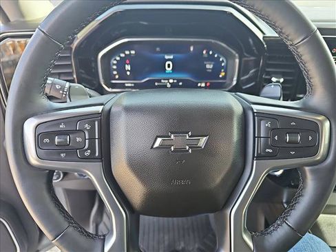 Used 2025 Chevrolet Silverado 1500 LT Trail Boss w/ Convenience Package II image 14