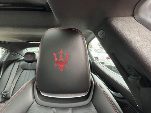 Used 2024 Maserati Ghibli Modena Ultima Q4 AWD/4WD image 32