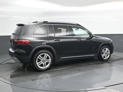 Used 2023 Mercedes-Benz GLB 250 4MATIC image 4