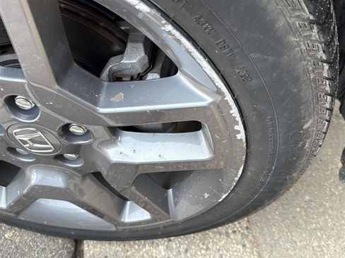 Used 2023 Honda Passport EX-L image 3