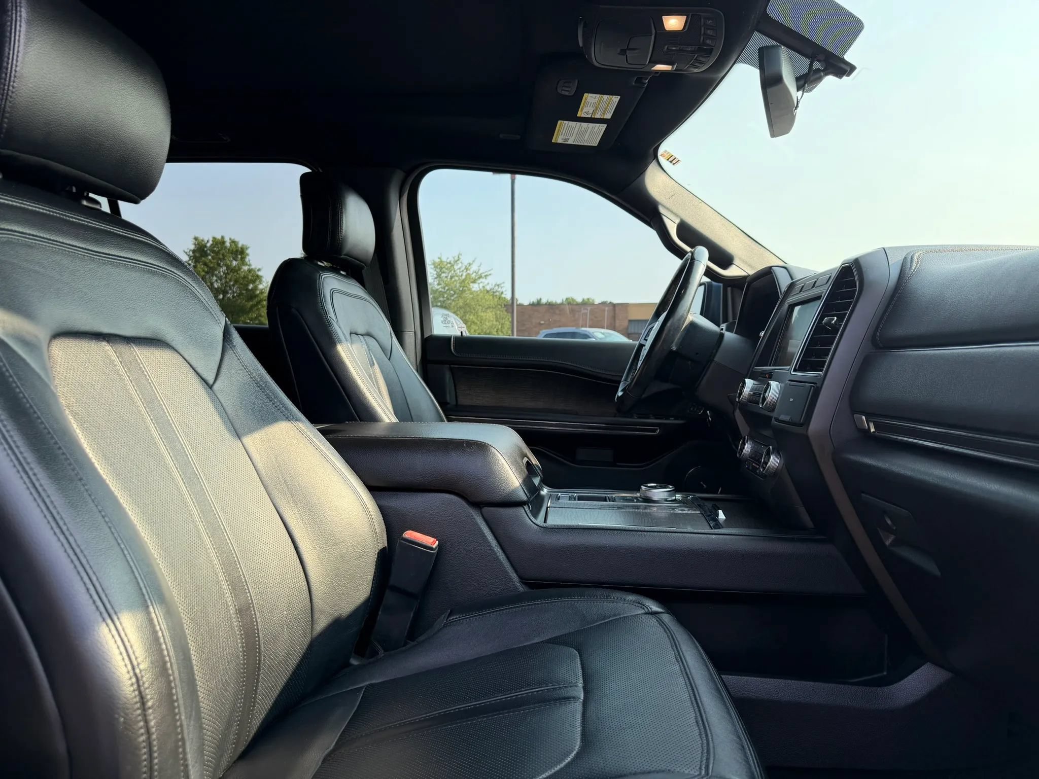 Used 2019 Ford Expedition Limited RWD image 46