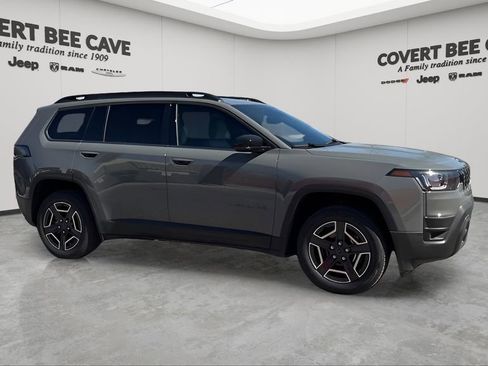 New 2026 Jeep Cherokee Limited image 12