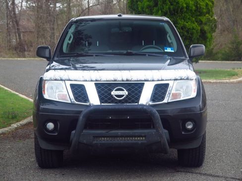 Used 2014 Nissan Frontier SV w/ SV Value Truck Package image 24
