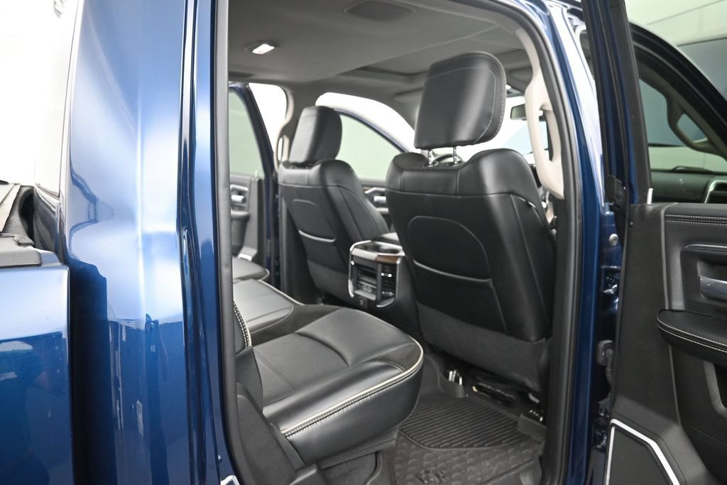 Used 2023 RAM 2500 Laramie AWD/4WD image 32