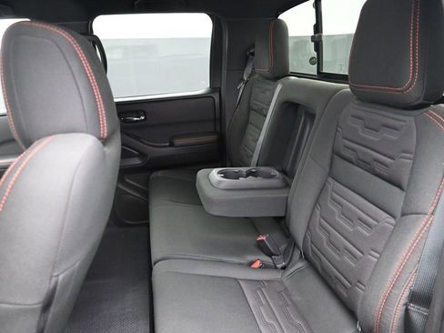 Used 2024 Nissan Frontier PRO-4X w/ Off-Road Protection Package AWD/4WD image 17
