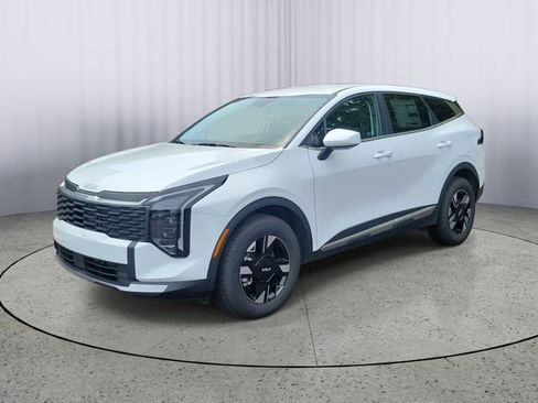 Certified 2026 Kia Sportage LX AWD/4WD image 5