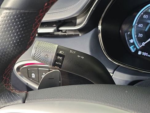 Used 2023 Genesis GV70 2.5T w/ Sport Prestige Package image 31