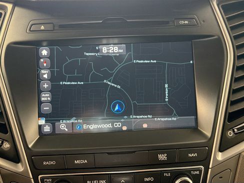 Used 2017 Hyundai Santa Fe Limited AWD/4WD image 21