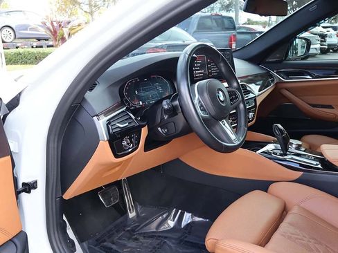 Used 2023 BMW 530i w/ M Sport Package image 29