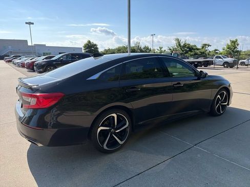 Used 2021 Honda Accord Sport image 5