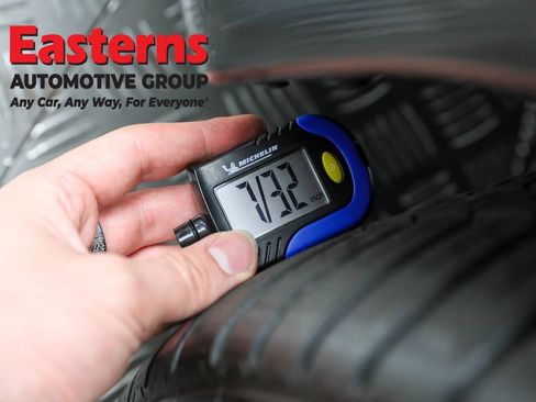 Used 2005 Mercedes-Benz SL 500 image 22