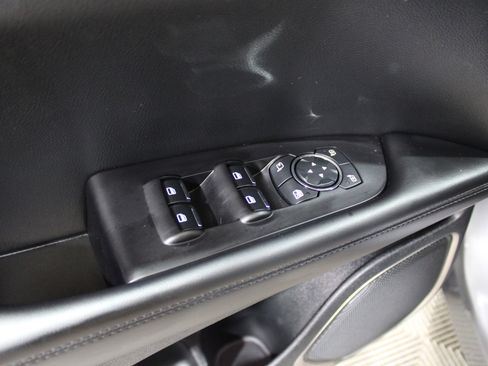 Used 2023 Lincoln Nautilus Reserve image 6